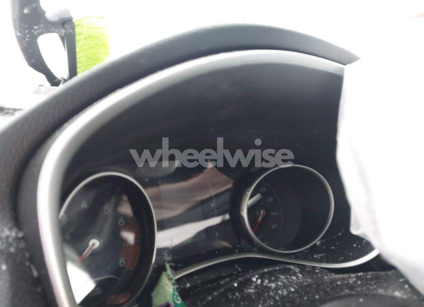 Photo 7 of 2019 Jeep Compass ALTITUDE 4X4 (VIN 3C4NJDBBXKT840382)