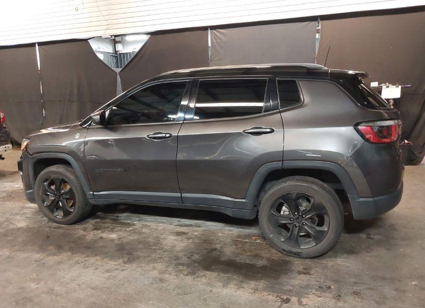Photo 15 of 2019 Jeep Compass ALTITUDE 4X4 (VIN 3C4NJDBBXKT842651)
