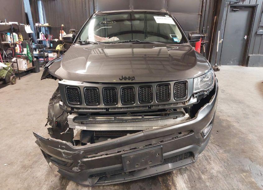 Photo 6 of 2019 Jeep Compass ALTITUDE 4X4 (VIN 3C4NJDBBXKT842651)