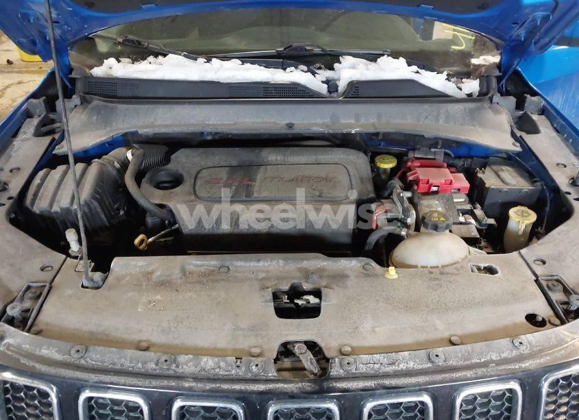 Photo 10 of 2020 Jeep Compass LATITUDE 4X4 (VIN 3C4NJDBBXLT104849)