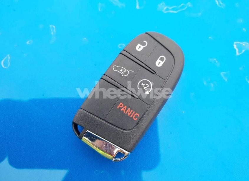 Photo 11 of 2020 Jeep Compass LATITUDE 4X4 (VIN 3C4NJDBBXLT104849)