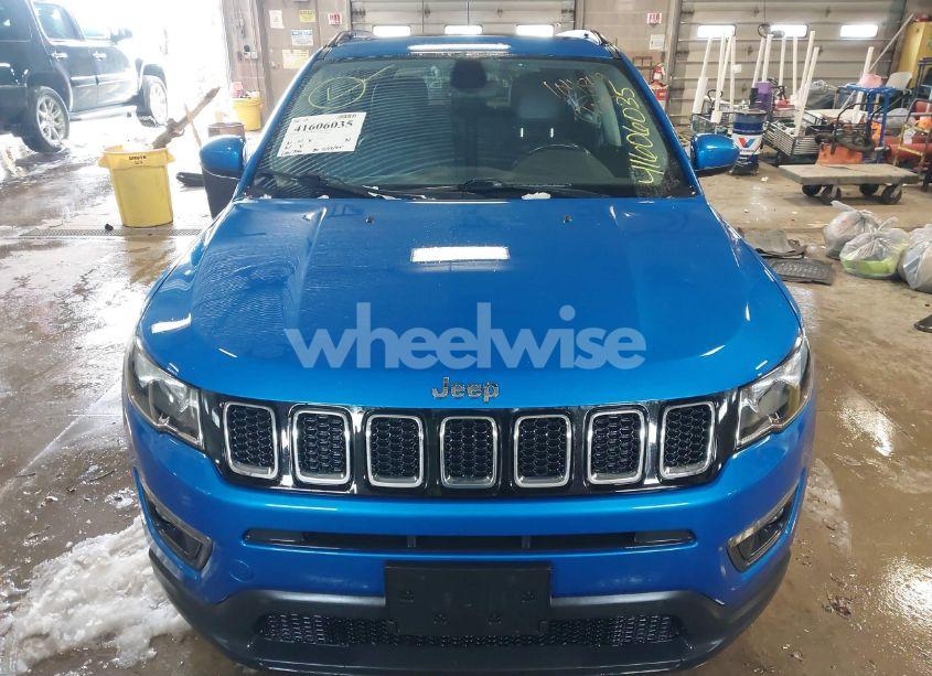 Photo 6 of 2020 Jeep Compass LATITUDE 4X4 (VIN 3C4NJDBBXLT104849)