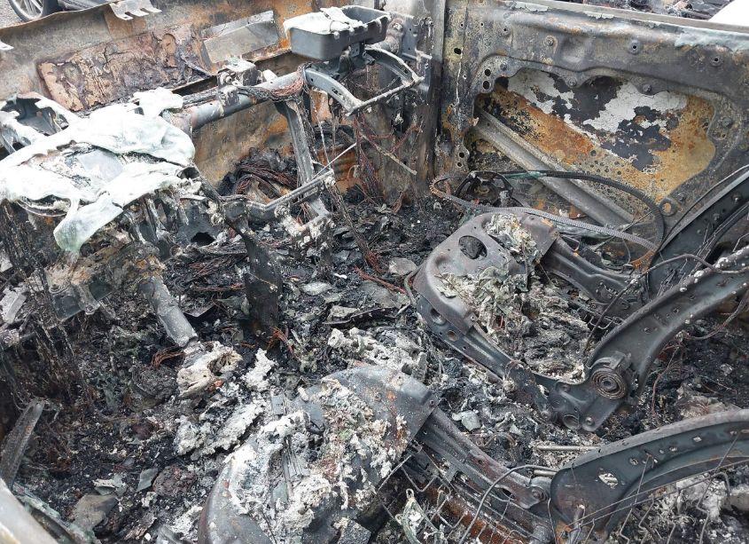 Photo 5 of 2020 Jeep Compass LATITUDE 4X4 (VIN 3C4NJDBBXLT143182)