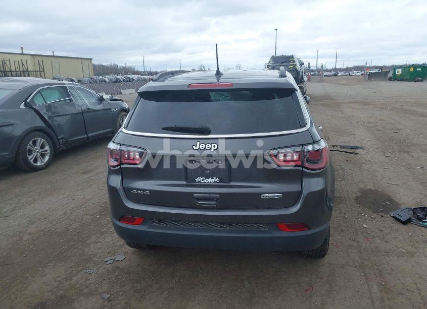 Photo 16 of 2021 Jeep Compass LATITUDE 4X4 (VIN 3C4NJDBBXMT551702)