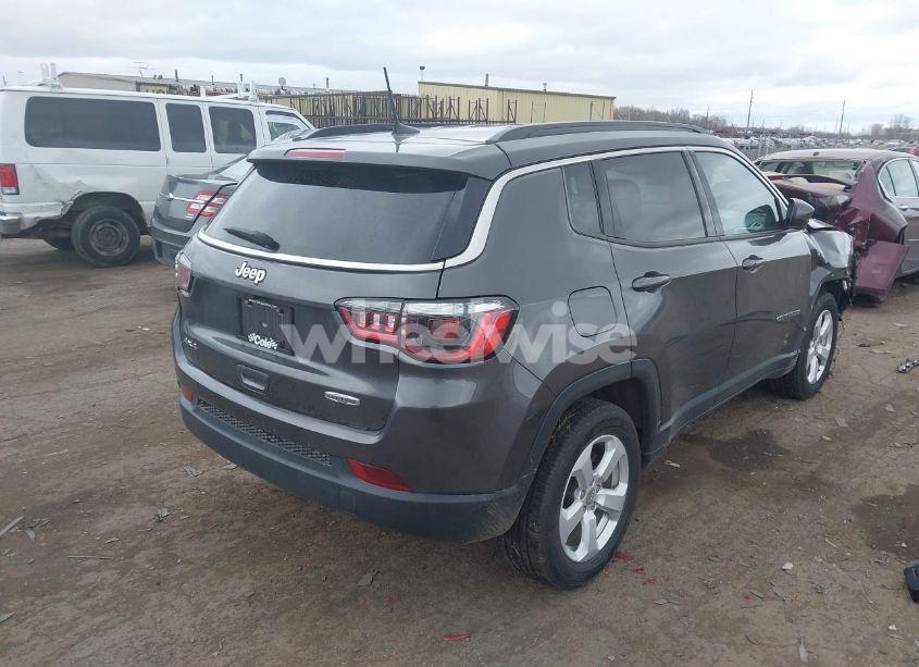 Photo 4 of 2021 Jeep Compass LATITUDE 4X4 (VIN 3C4NJDBBXMT551702)