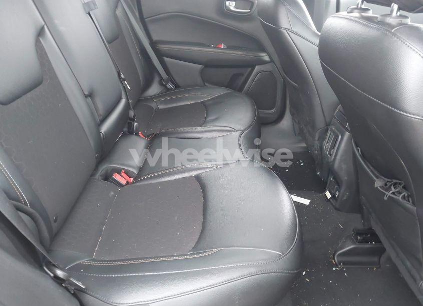 Photo 8 of 2021 Jeep Compass LATITUDE 4X4 (VIN 3C4NJDBBXMT551702)