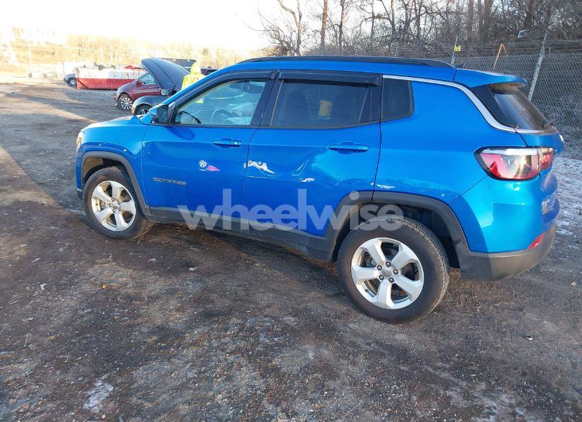 Photo 3 of 2021 Jeep Compass LATITUDE 4X4 (VIN 3C4NJDBBXMT576440)