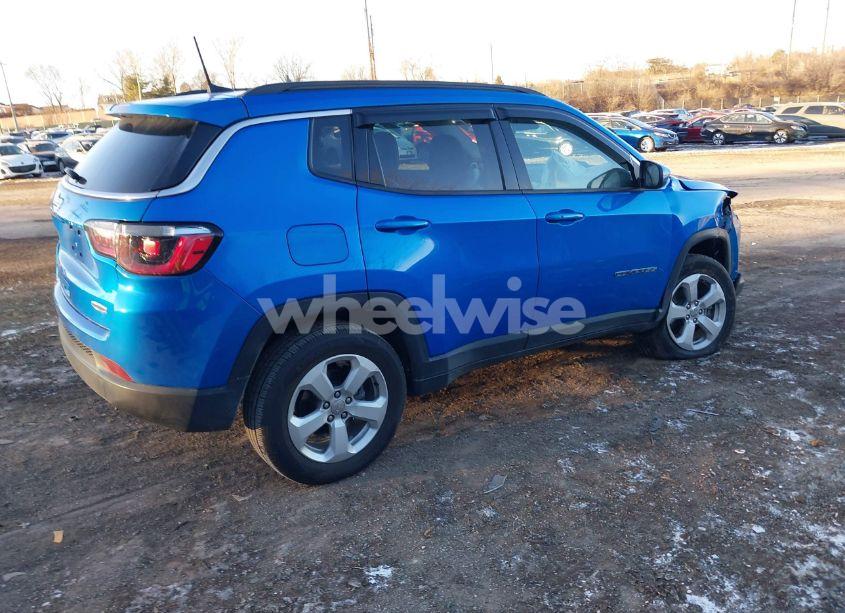 Photo 4 of 2021 Jeep Compass LATITUDE 4X4 (VIN 3C4NJDBBXMT576440)