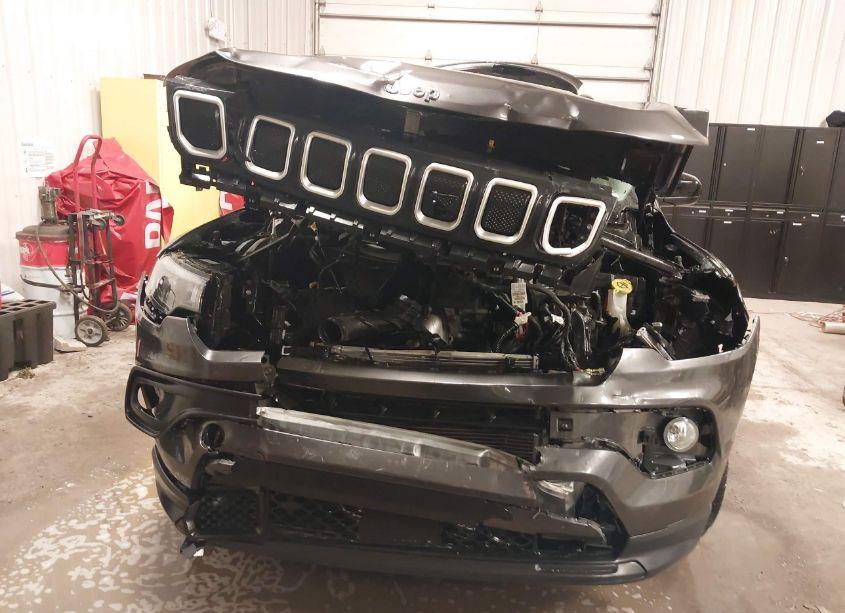 Photo 12 of 2022 Jeep Compass LATITUDE 4X4 (VIN 3C4NJDBBXNT120665)