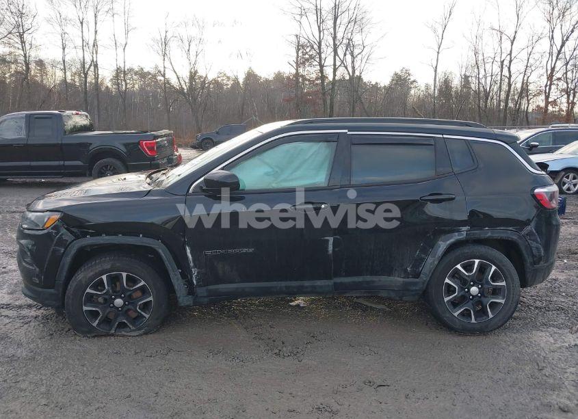Photo 14 of 2022 Jeep Compass LATITUDE 4X4 (VIN 3C4NJDBBXNT124344)