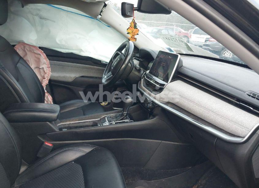 Photo 5 of 2022 Jeep Compass LATITUDE 4X4 (VIN 3C4NJDBBXNT124344)