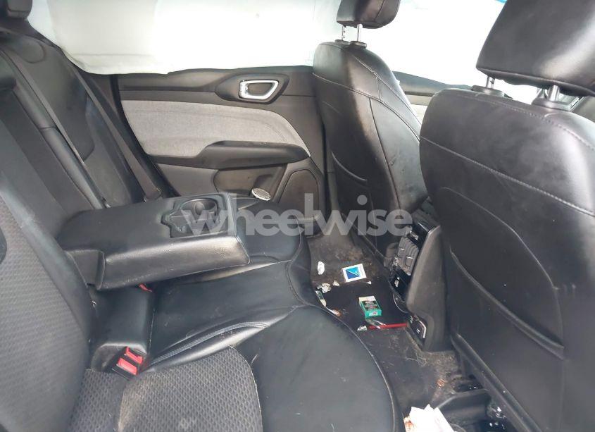 Photo 8 of 2022 Jeep Compass LATITUDE 4X4 (VIN 3C4NJDBBXNT124344)