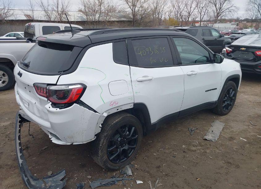 Photo 4 of 2022 Jeep Compass ALTITUDE 4X4 (VIN 3C4NJDBBXNT220362)