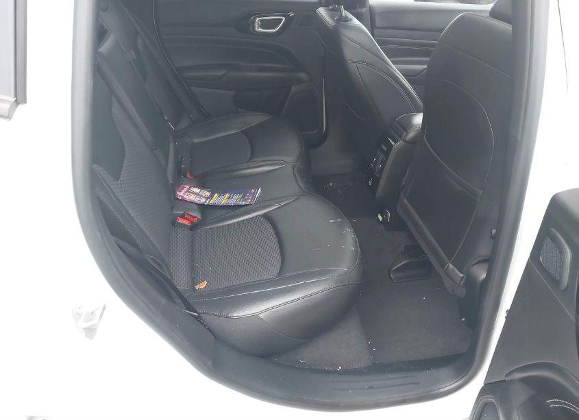 Photo 8 of 2022 Jeep Compass ALTITUDE 4X4 (VIN 3C4NJDBBXNT220362)