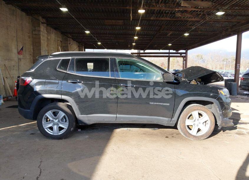 Photo 14 of 2022 Jeep Compass LATITUDE 4X4 (VIN 3C4NJDBBXNT232091)
