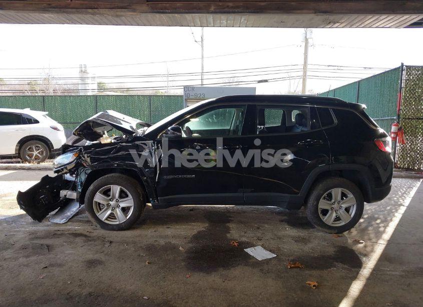 Photo 15 of 2022 Jeep Compass LATITUDE 4X4 (VIN 3C4NJDBBXNT232091)