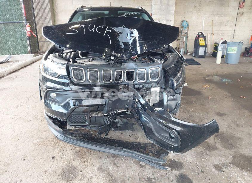 Photo 6 of 2022 Jeep Compass LATITUDE 4X4 (VIN 3C4NJDBBXNT232091)