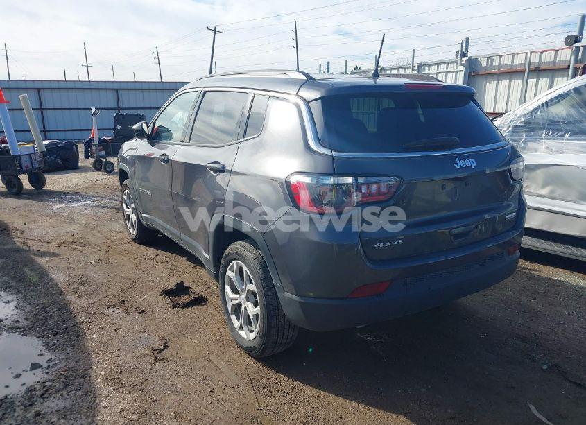 Photo 3 of 2024 Jeep Compass LATITUDE 4X4 (VIN 3C4NJDBN0RT132792)