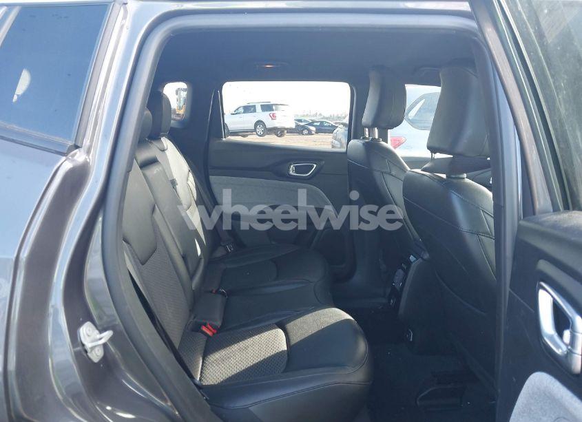 Photo 8 of 2024 Jeep Compass LATITUDE 4X4 (VIN 3C4NJDBN0RT132792)