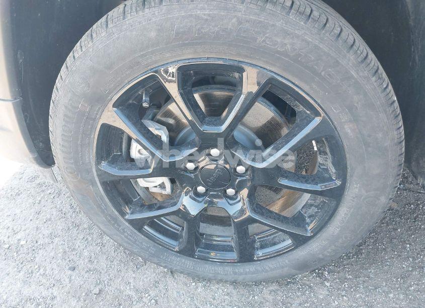 Photo 12 of 2024 Jeep Compass LATITUDE 4X4 (VIN 3C4NJDBN0RT159703)