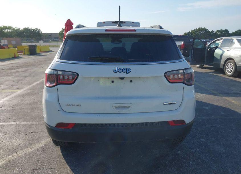 Photo 16 of 2024 Jeep Compass LATITUDE 4X4 (VIN 3C4NJDBN0RT604330)