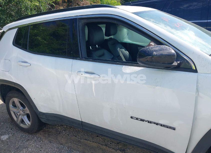 Photo 12 of 2024 Jeep Compass LATITUDE 4X4 (VIN 3C4NJDBN1RT595525)