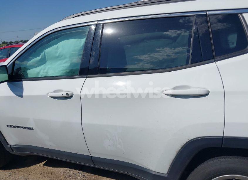 Photo 13 of 2024 Jeep Compass LATITUDE 4X4 (VIN 3C4NJDBN1RT595525)