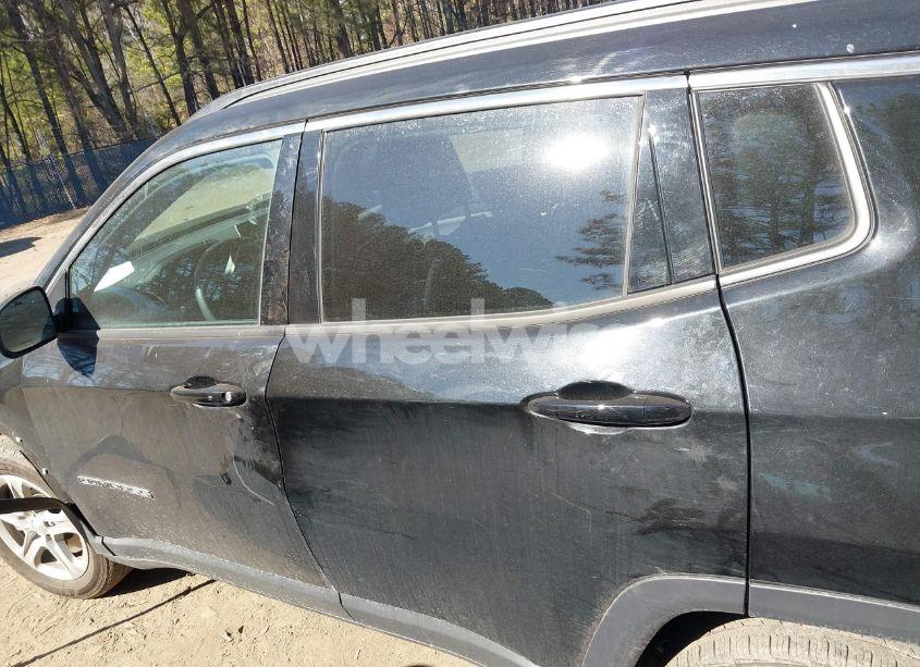 Photo 14 of 2024 Jeep Compass LATITUDE 4X4 (VIN 3C4NJDBN1RT597260)