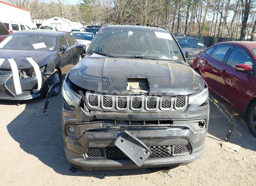 Photo 6 of 2024 Jeep Compass LATITUDE 4X4 (VIN 3C4NJDBN1RT597260)