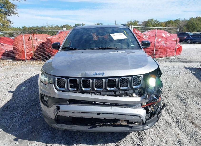 Photo 12 of 2024 Jeep Compass LATITUDE 4X4 (VIN 3C4NJDBN1RT605230)