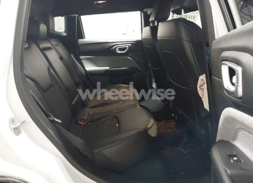 Photo 8 of 2024 Jeep Compass LATITUDE 4X4 (VIN 3C4NJDBN1RT606233)