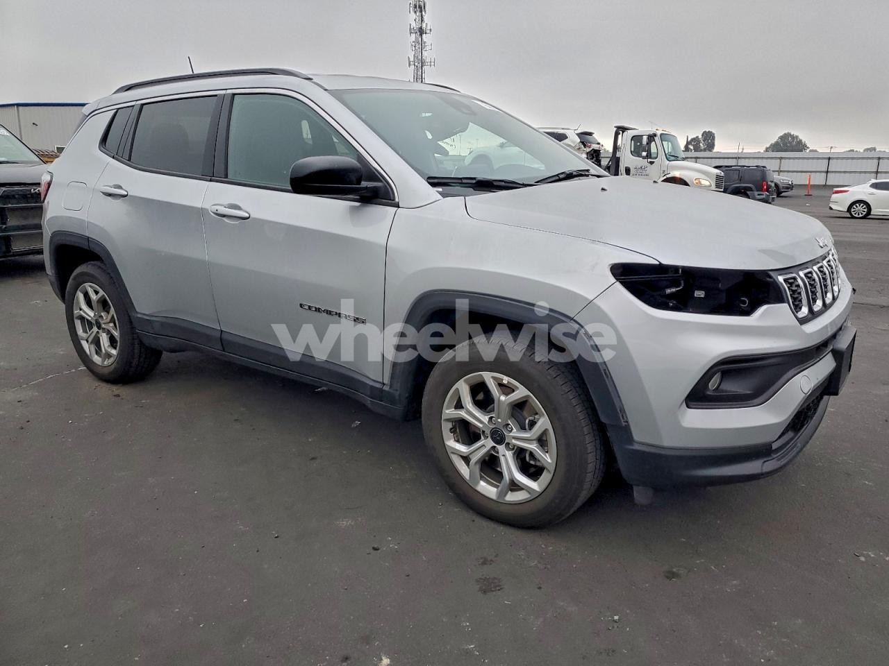 Photo 4 of 2025 JEEP COMPASS LATITUDE (VIN 3C4NJDBN1ST597409)