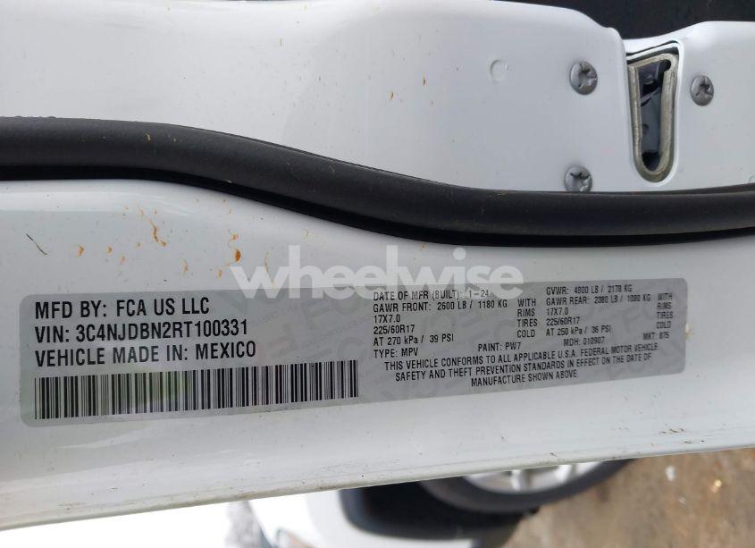 Photo 9 of 2024 Jeep Compass LATITUDE 4X4 (VIN 3C4NJDBN2RT100331)