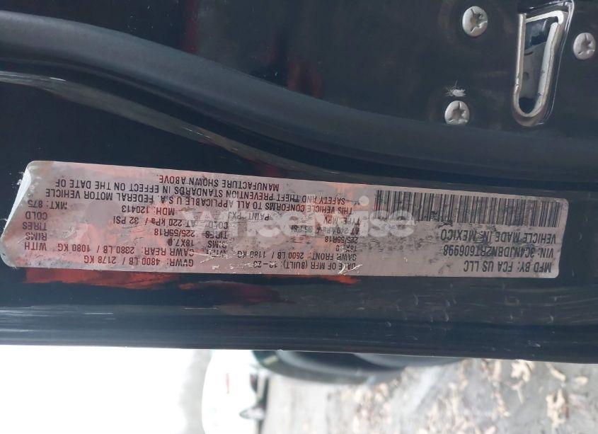 Photo 9 of 2024 Jeep Compass LATITUDE 4X4 (VIN 3C4NJDBN2RT606998)