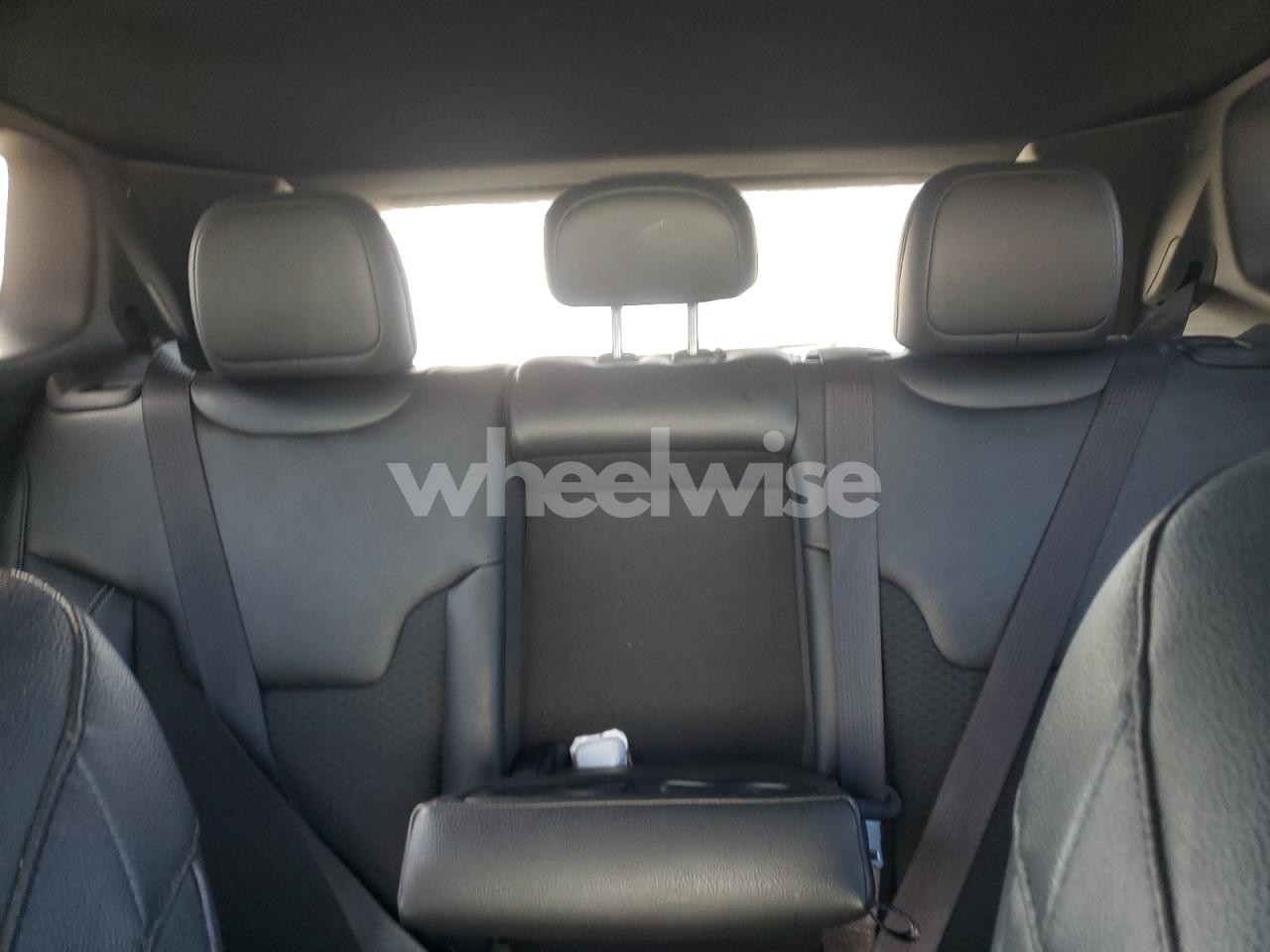 Photo 10 of 2024 JEEP COMPASS LATITUDE (VIN 3C4NJDBN3RT600188)