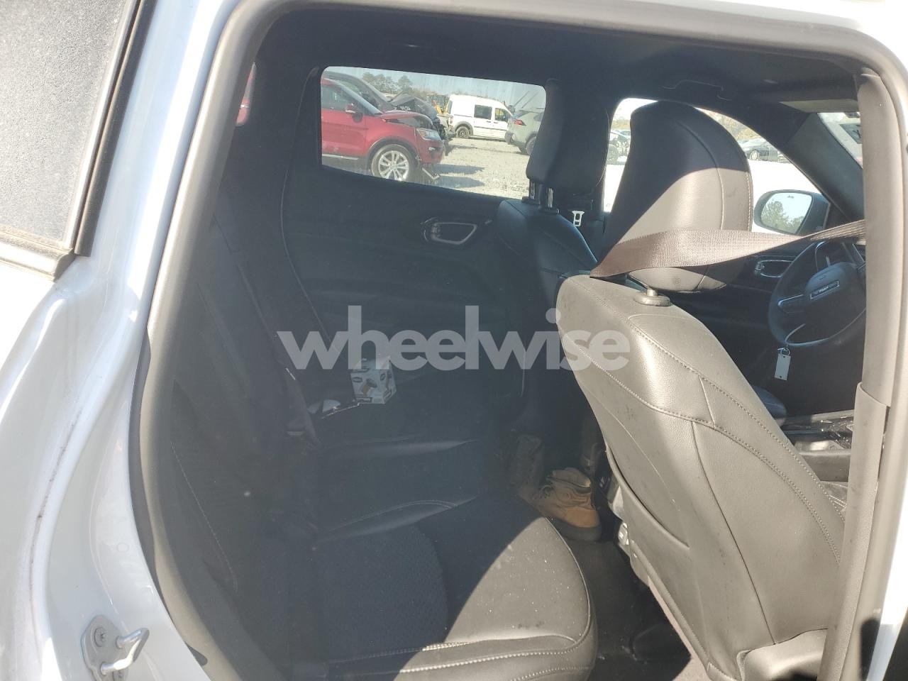 Photo 11 of 2024 JEEP COMPASS LATITUDE (VIN 3C4NJDBN3RT600188)