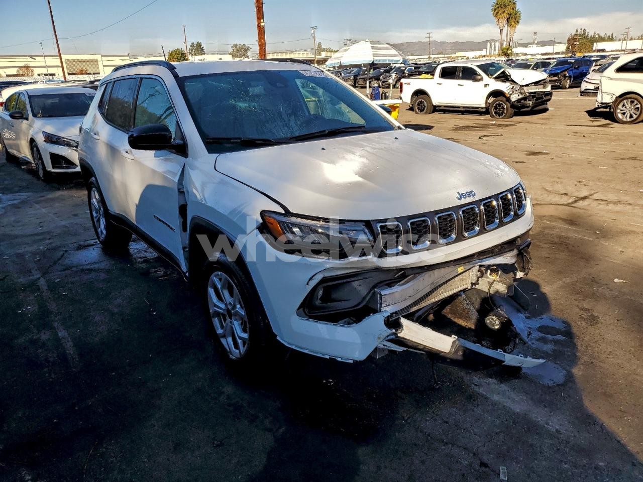 Photo 4 of 2025 JEEP COMPASS LATITUDE (VIN 3C4NJDBN3ST604988)