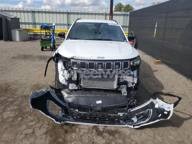 Photo 10 of 2025 JEEP COMPASS LATITUDE N/A (VIN 3C4NJDBN3ST616977)