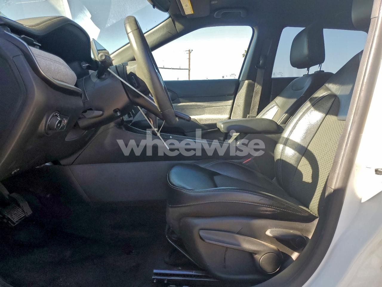 Photo 7 of 2023 JEEP COMPASS LATITUDE (VIN 3C4NJDBN4PT553394)