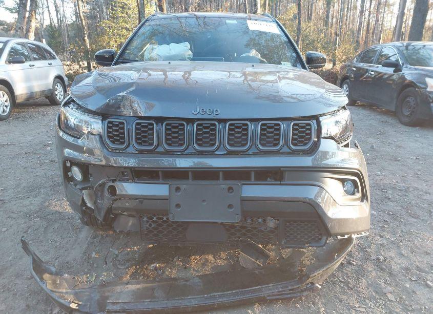 Photo 6 of 2024 Jeep Compass LATITUDE 4X4 (VIN 3C4NJDBN4RT132178)