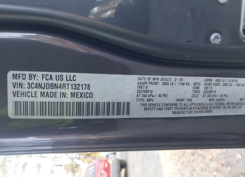 Photo 9 of 2024 Jeep Compass LATITUDE 4X4 (VIN 3C4NJDBN4RT132178)