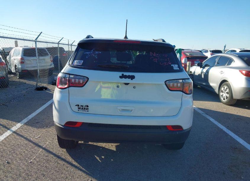 Photo 16 of 2024 Jeep Compass LATITUDE 4X4 (VIN 3C4NJDBN4RT602354)