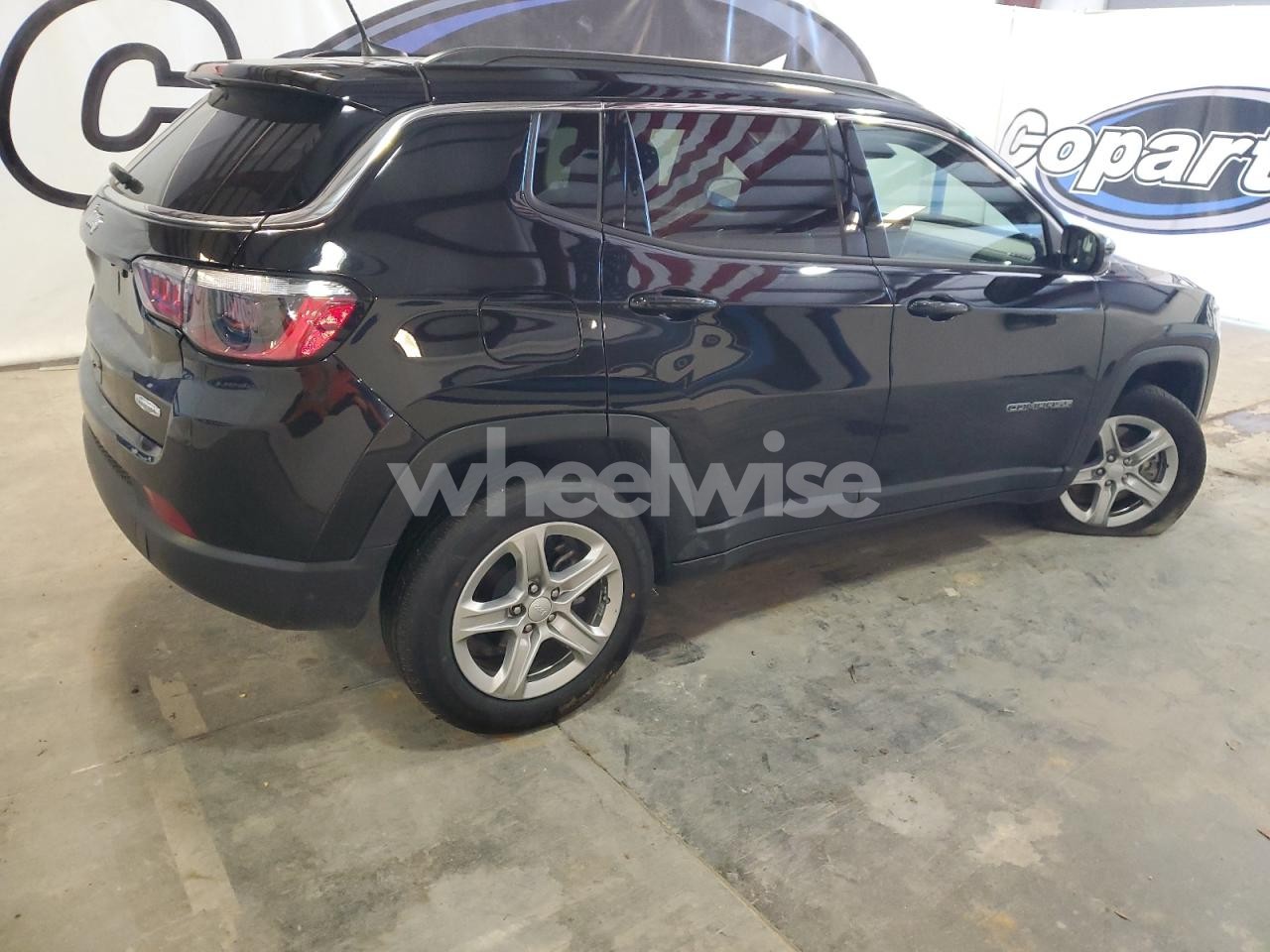 Photo 3 of 2024 JEEP COMPASS LATITUDE N/A (VIN 3C4NJDBN4RT606100)