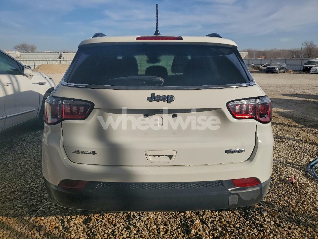 Photo 6 of 2025 JEEP COMPASS LATITUDE (VIN 3C4NJDBN4ST521442)