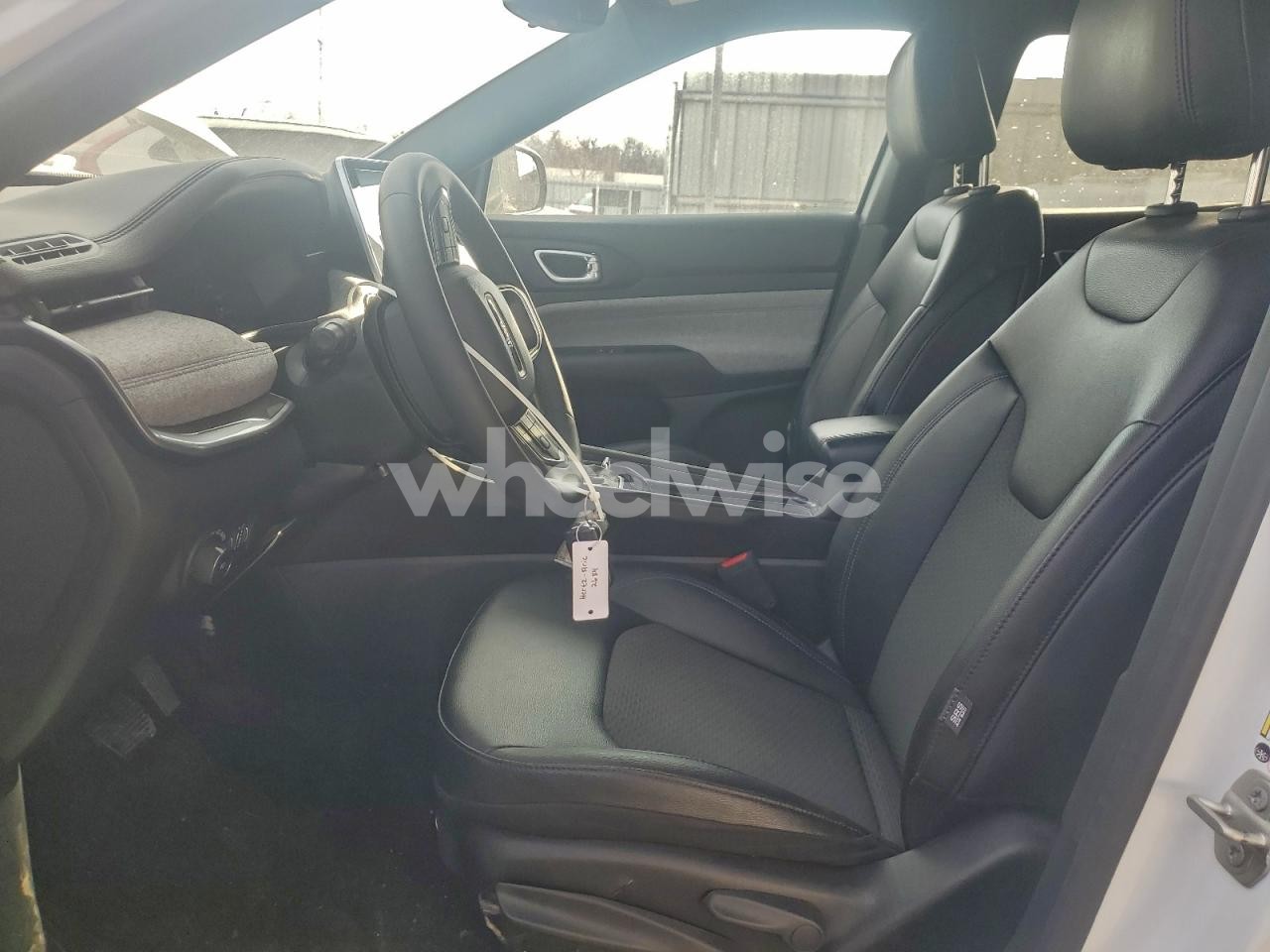 Photo 7 of 2025 JEEP COMPASS LATITUDE (VIN 3C4NJDBN4ST521442)