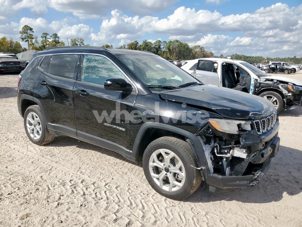 Photo 4 of 2025 JEEP COMPASS LATITUDE N/A (VIN 3C4NJDBN4ST535499)