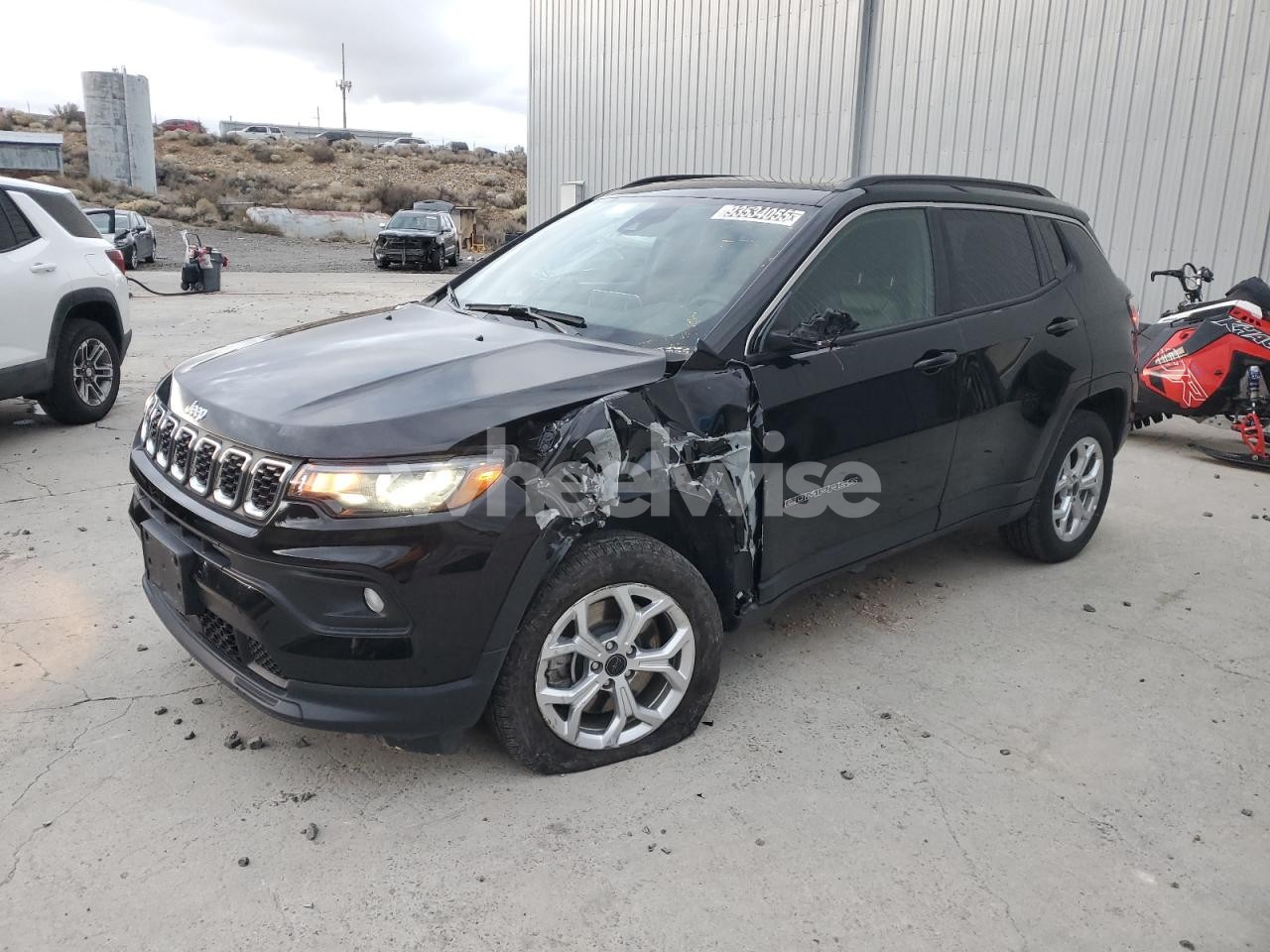 2025 JEEP COMPASS LATITUDE (VIN 3C4NJDBN4ST547541) main photo
