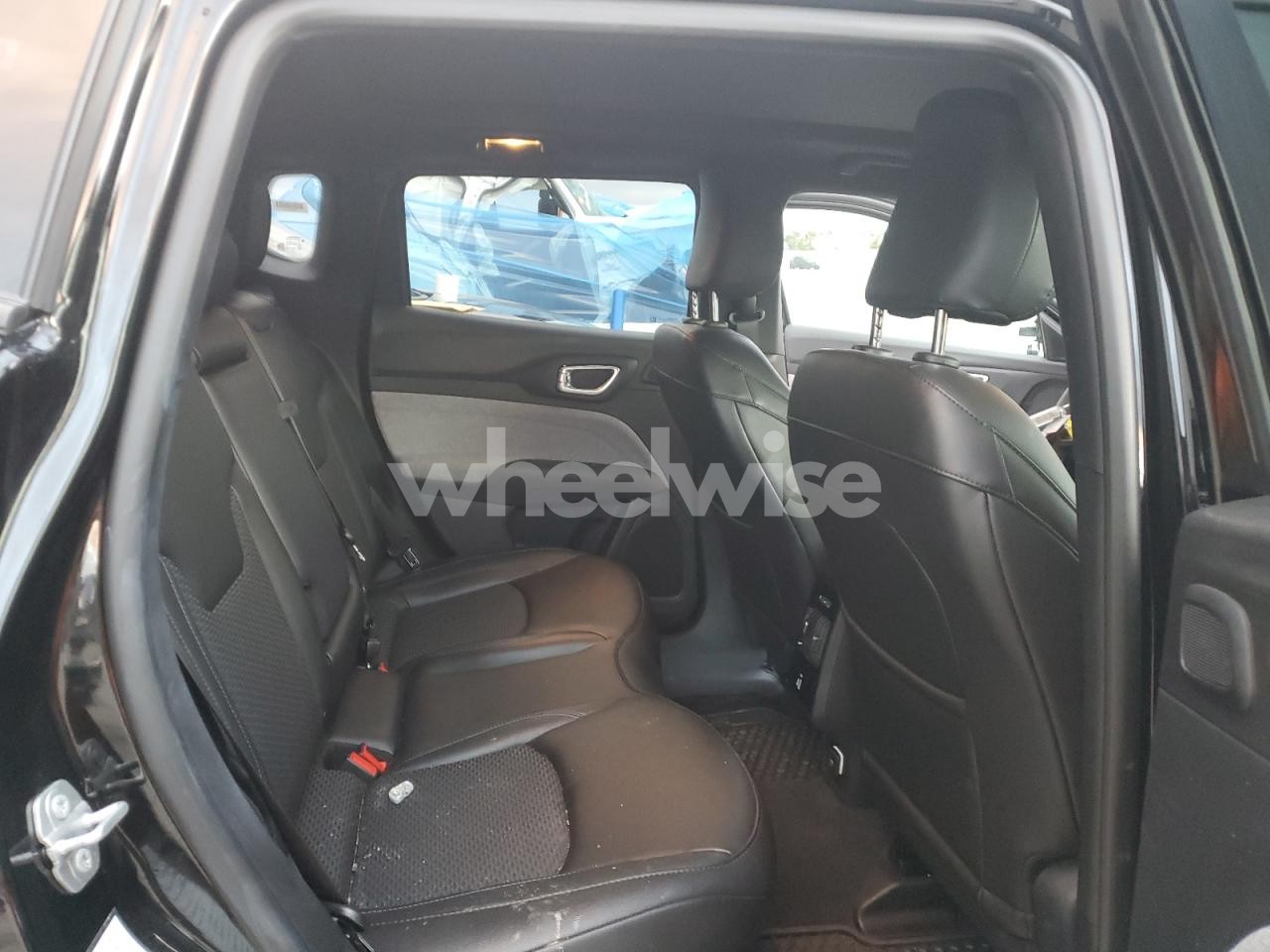 Photo 11 of 2025 JEEP COMPASS LATITUDE (VIN 3C4NJDBN4ST547541)