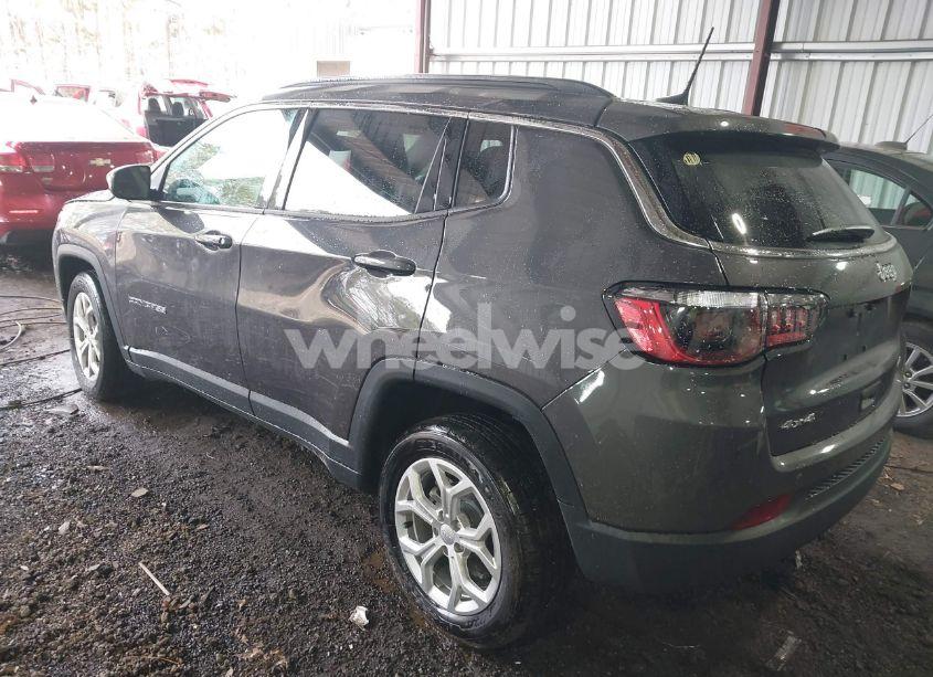 Photo 3 of 2024 Jeep Compass LATITUDE 4X4 (VIN 3C4NJDBN5RT171152)