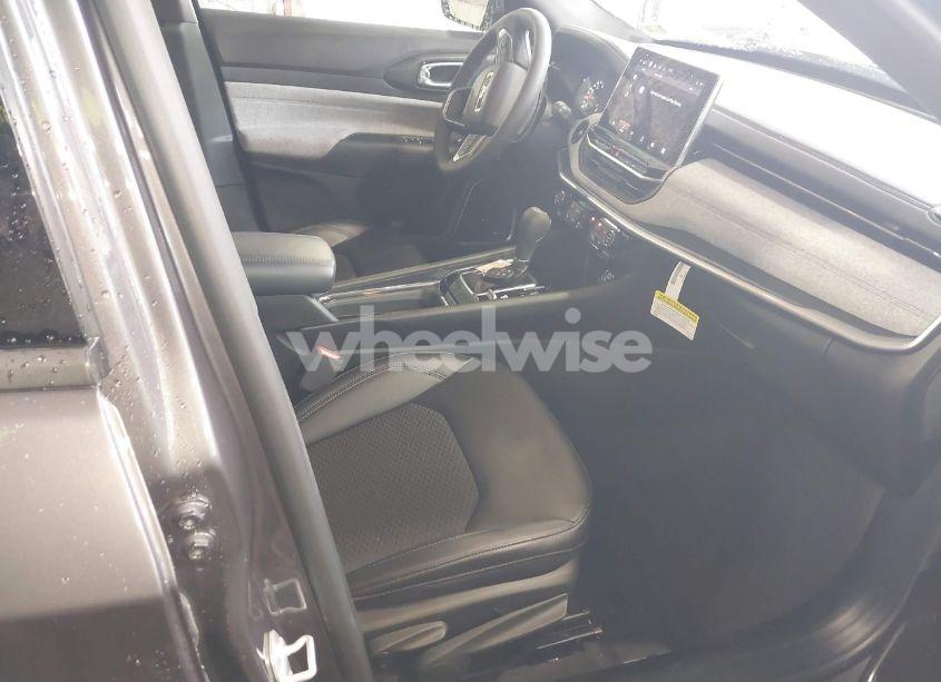 Photo 5 of 2024 Jeep Compass LATITUDE 4X4 (VIN 3C4NJDBN5RT171152)